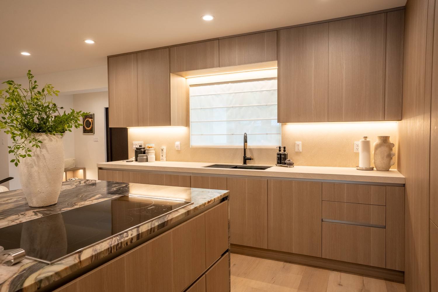 Stone island from the sink side, veining in the slab