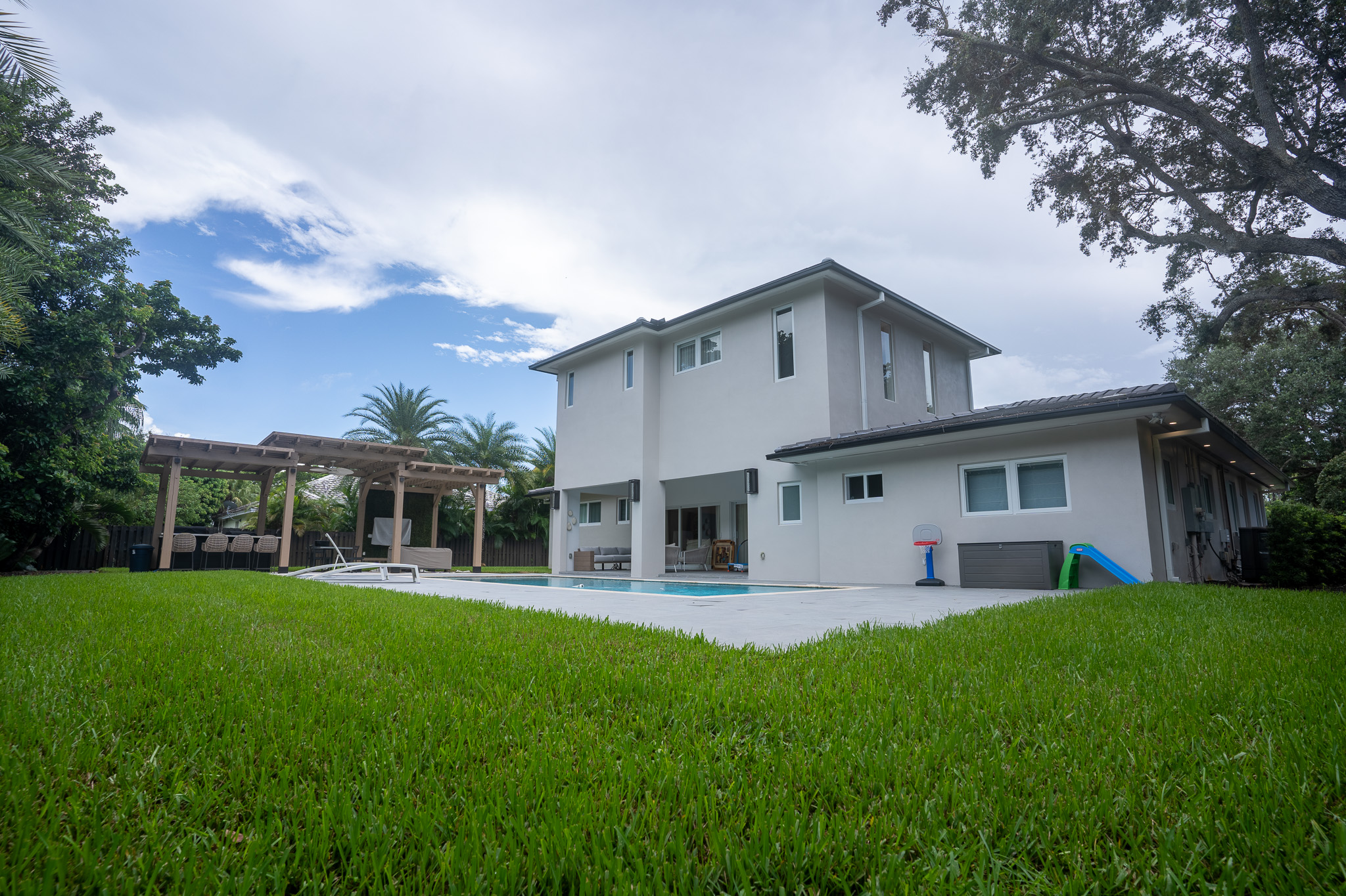 MIA06489-HDR